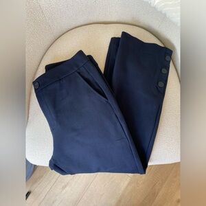 CAbi Navy Women’s Capris Pants